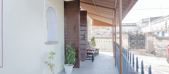 Jeevan Haveli Heritage Hotel And Museum