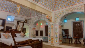 Kamar Royal
