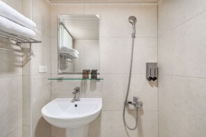 Bathroom - Tainan Love & Friendship Smart Stay (Tainan)