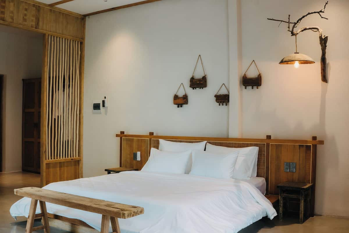 Suite estudio Elite, patio, vista al jardín | Escritorio y wifi gratis