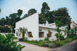 Garden - Nong Lam Ecolodge (Linh Xuan)