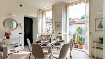 Télévision de 30 pouces avec chaînes numériques