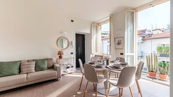 Télévision de 30 pouces avec chaînes numériques