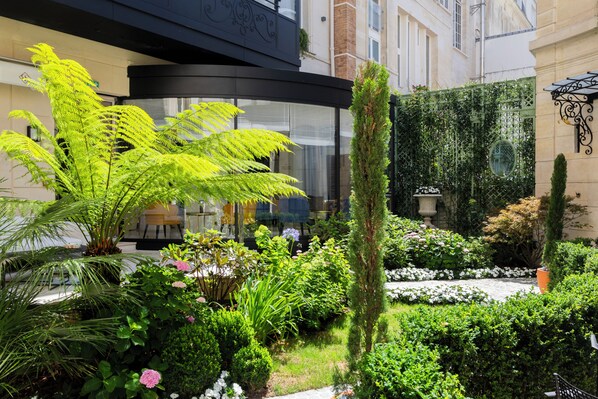 Exterior - Maison Bauchart (Paris)