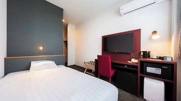 Eenvoudige eenpersoonskamer | Een kluis op de kamer, geluiddichte muren, gratis wifi