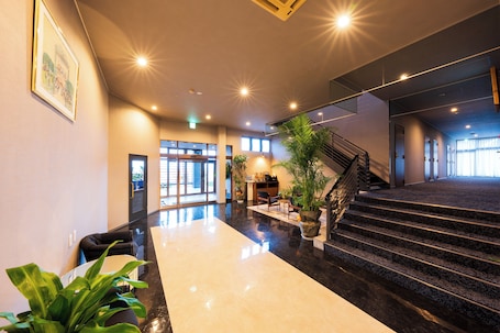 Reception. SPACEPORT HOTEL OITA