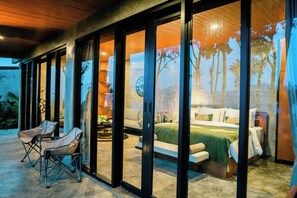 Cabane, balcon, vue colline | Terrasse/Patio