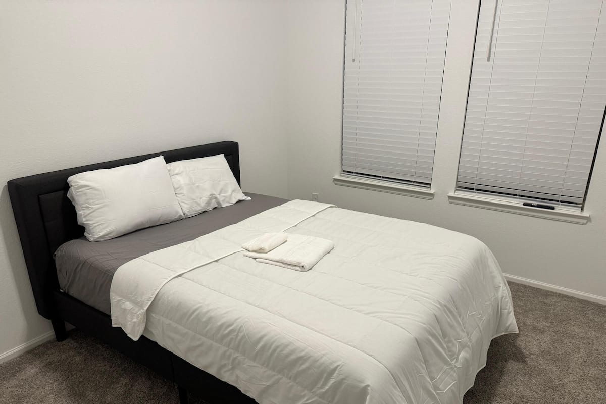 ルーム | WiFi (無料)