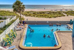 Udendørs pool, opvarmet pool