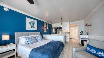 1 bedroom, in-room safe, desk, iron/ironing board