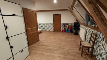 Familienzimmer, Gartenblick | Kostenloses WLAN