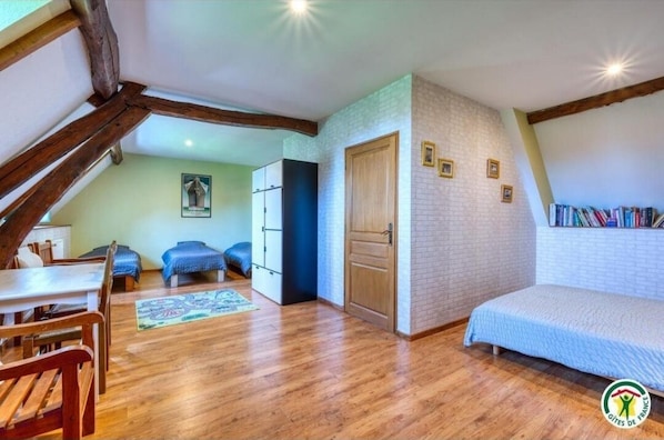 Free WiFi - Le Clos Saint Vincent & SPA (Manneville-ès-Plains)