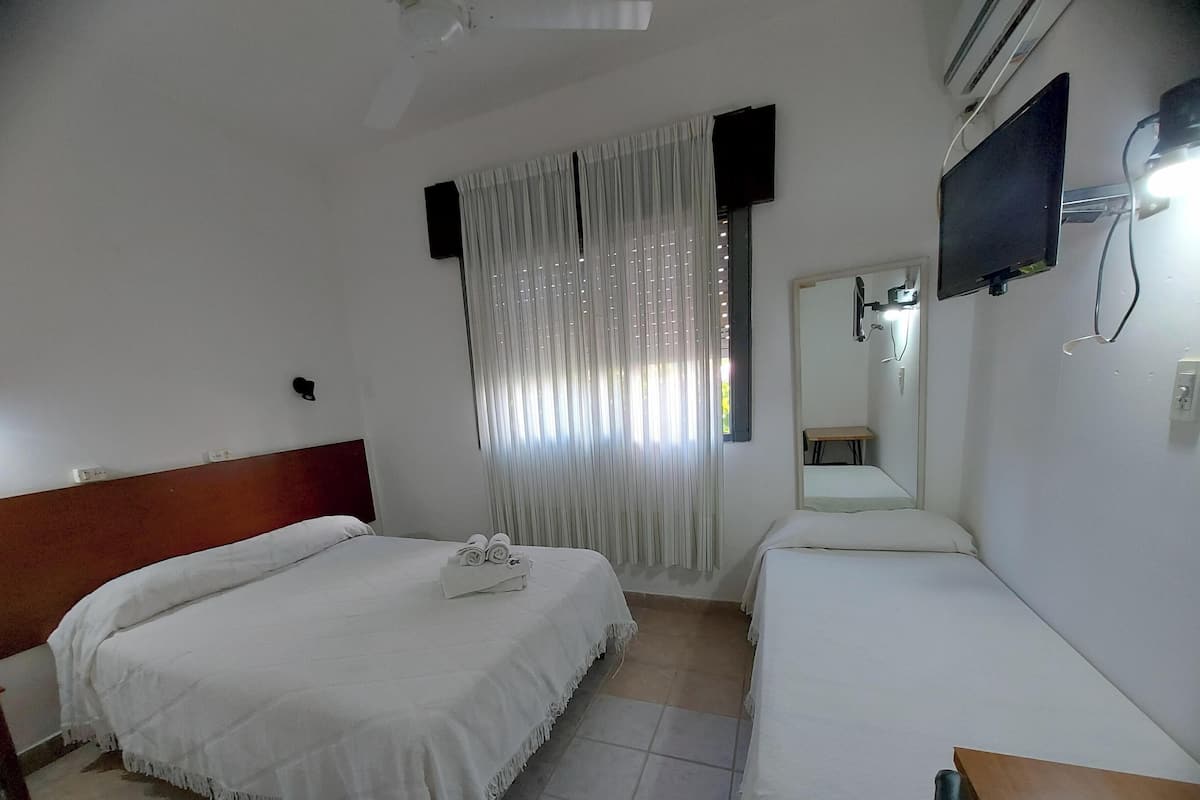 Standard Triple Room | Free WiFi