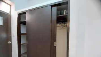 Standard Double Room | Free WiFi