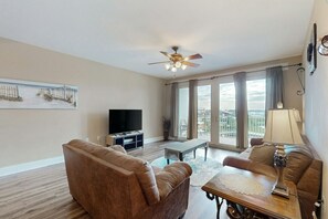 Living room - Laketown Wharf 531 (Panama City Beach)