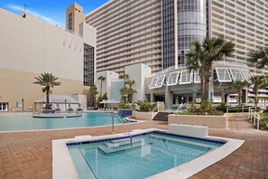 Signature Condo, 2 Bedrooms, Balcony, Lake View | Private spa tub - Laketown Wharf 531 (Panama City Beach)