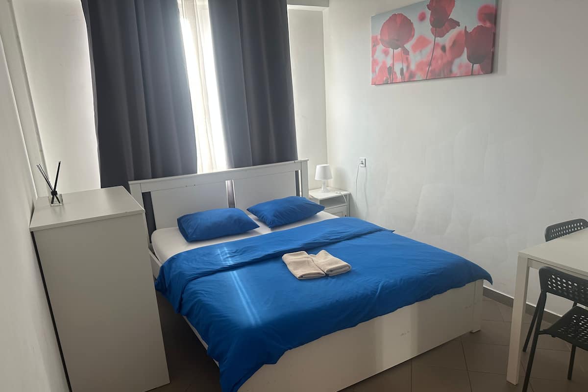 Double Room | Free WiFi