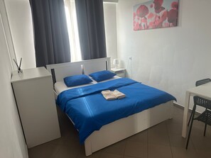 Double Room | Free WiFi - Lana Hostel Budapest  (Budapest)