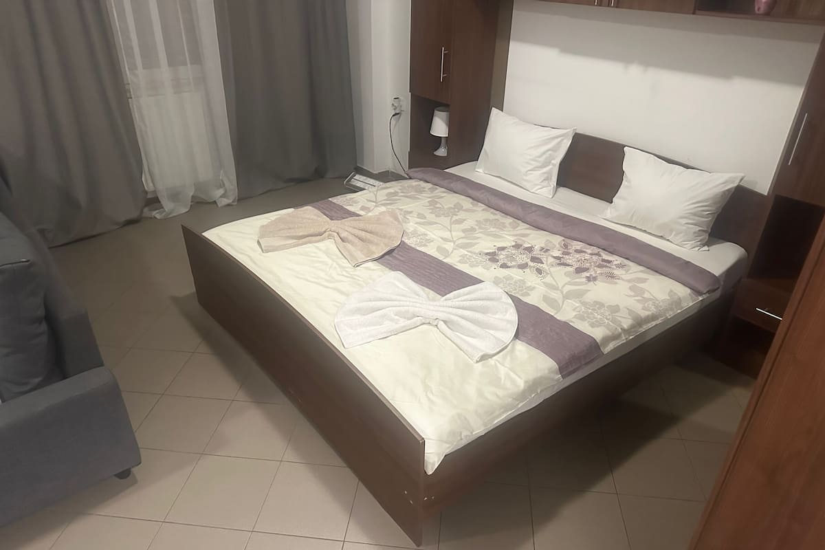 Deluxe Room | Free WiFi