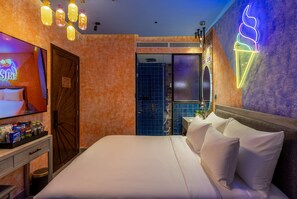 Deluxe Double Room | Free WiFi - Pynt Hotel 7 (Tan Phu)