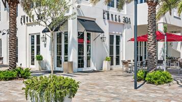 Condo, 1 Katil Ratu (Queen) (Inlet Sands 105) | Bahagian luar