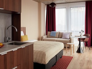 XL Studio with Kitchenette and Sofa Bed | Private kitchen | Fridge, microwave, stovetop, espresso maker - Numa Rotterdam Coolsingel (Rotterdam)