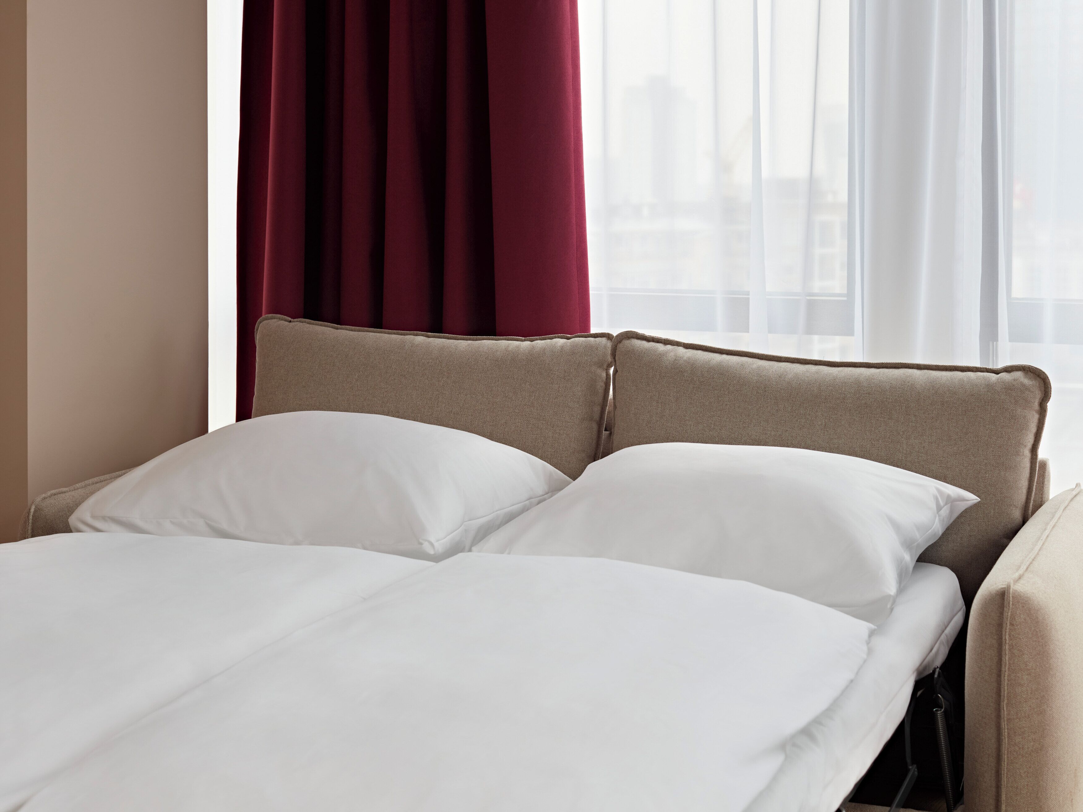 Literie de qualité supérieure, coffres-forts dans les chambres