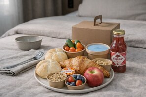 Daily to-go breakfast (EUR 18 per person) - Numa Rotterdam Coolsingel (Rotterdam)