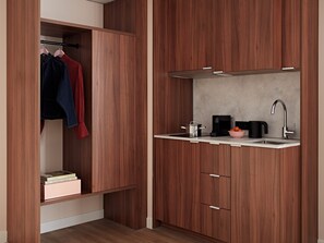 Fridge, microwave, stovetop, espresso maker - Numa Rotterdam Coolsingel (Rotterdam)