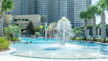 Kondominium, Beberapa Tempat Tidur (Emerald Beach 931) | Kolam renang | Kolam renang outdoor dan sebuah kolam renang air hangat