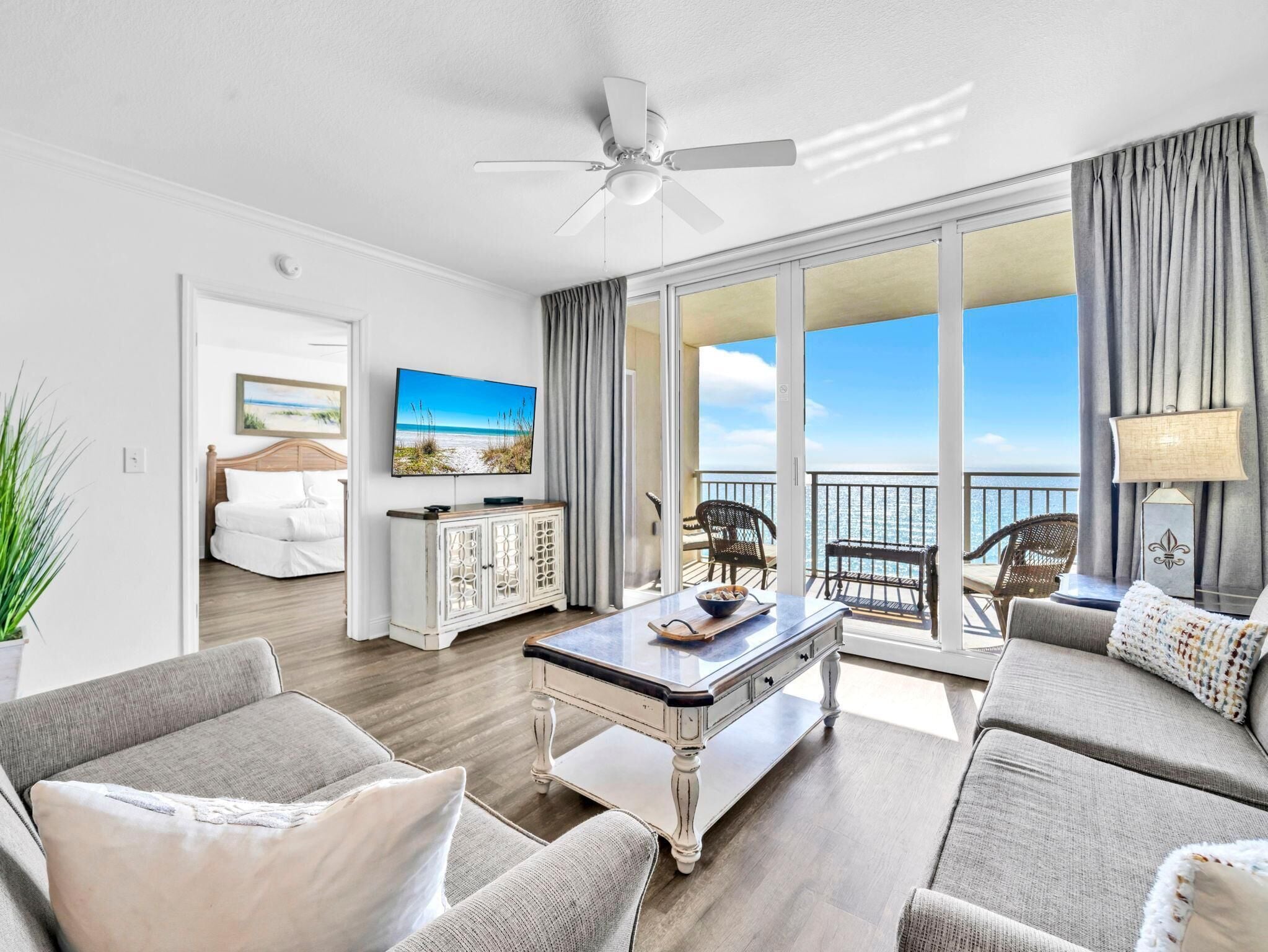 Condo, Multiple Beds (Emerald Beach 931) | Living area