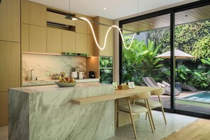Family Villa, Garden View | Private kitchen | Fridge, microwave, oven, stovetop