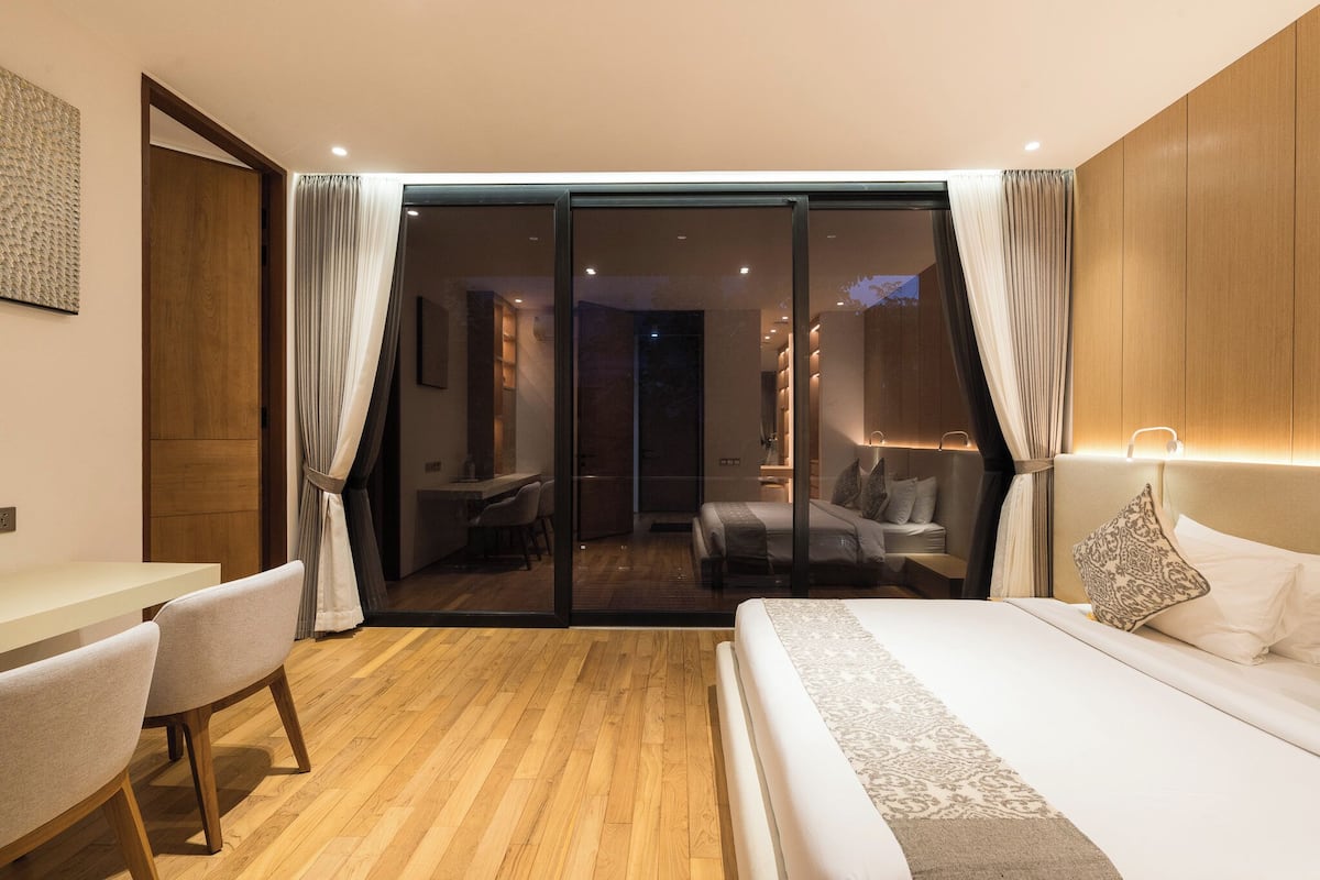 Family Twin Room, Garden View | Soundproofing, iron/ironing board, free WiFi