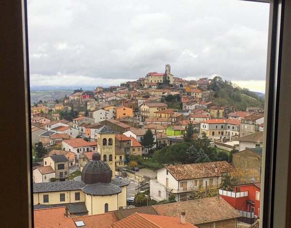 Pemandangan dari bilik