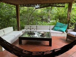 Property grounds - Casa do Alto da Coutada: Mountain Views, Private Pool and Wifi (Ponte de Lima)