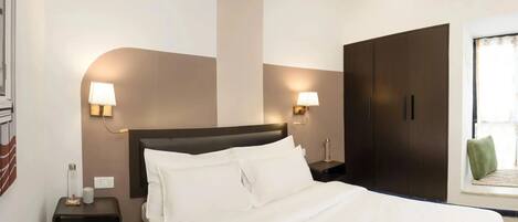 Deluxe Studio | Iron/ironing board, free WiFi