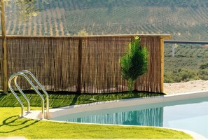 Outdoor pool - El Refugio del Indio (Archidona)