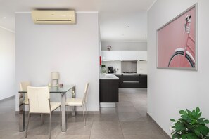 펜트하우스, 침실 3개, 주방, 시내 전망 | 다이닝룸