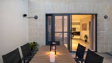 Penthouse, 3 Bedrooms, Kitchen, City View | Terrace/patio