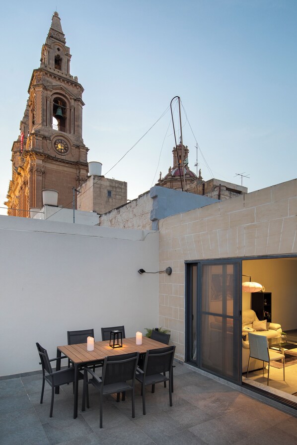 Penthouse, 3 Bedrooms, Kitchen, City View | Terrace/patio - Sliema Seaside Penthouse with Terrace (Sliema)