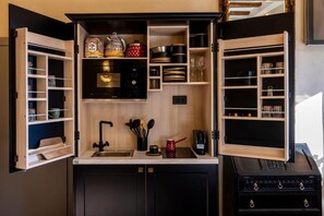 Studio, 1 Queen-Bett, Meerblick | Innenbereich