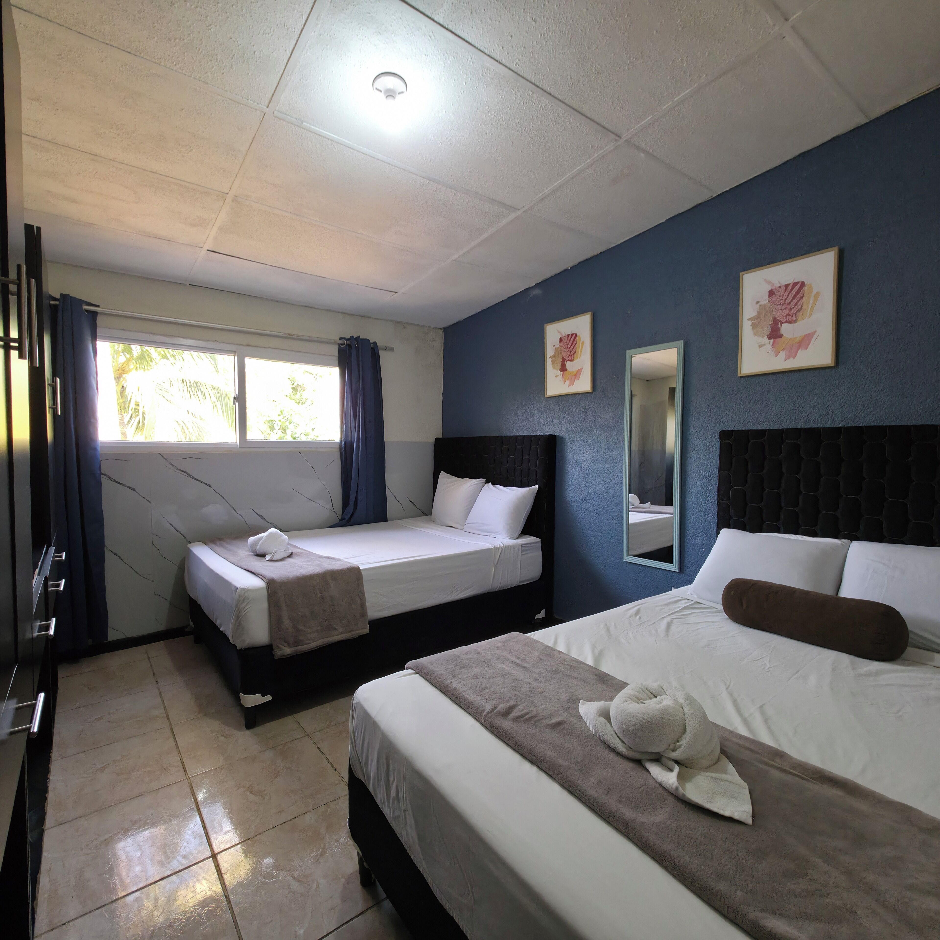 Comfort Villa | Free WiFi, bed sheets