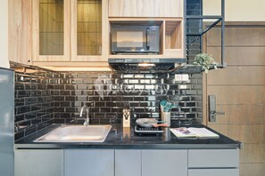 Apartemen, 1 kamar tidur, pemandangan kota | Dapur pribadi | Lemari es besar, microwave, kompor, dan penanak nasi