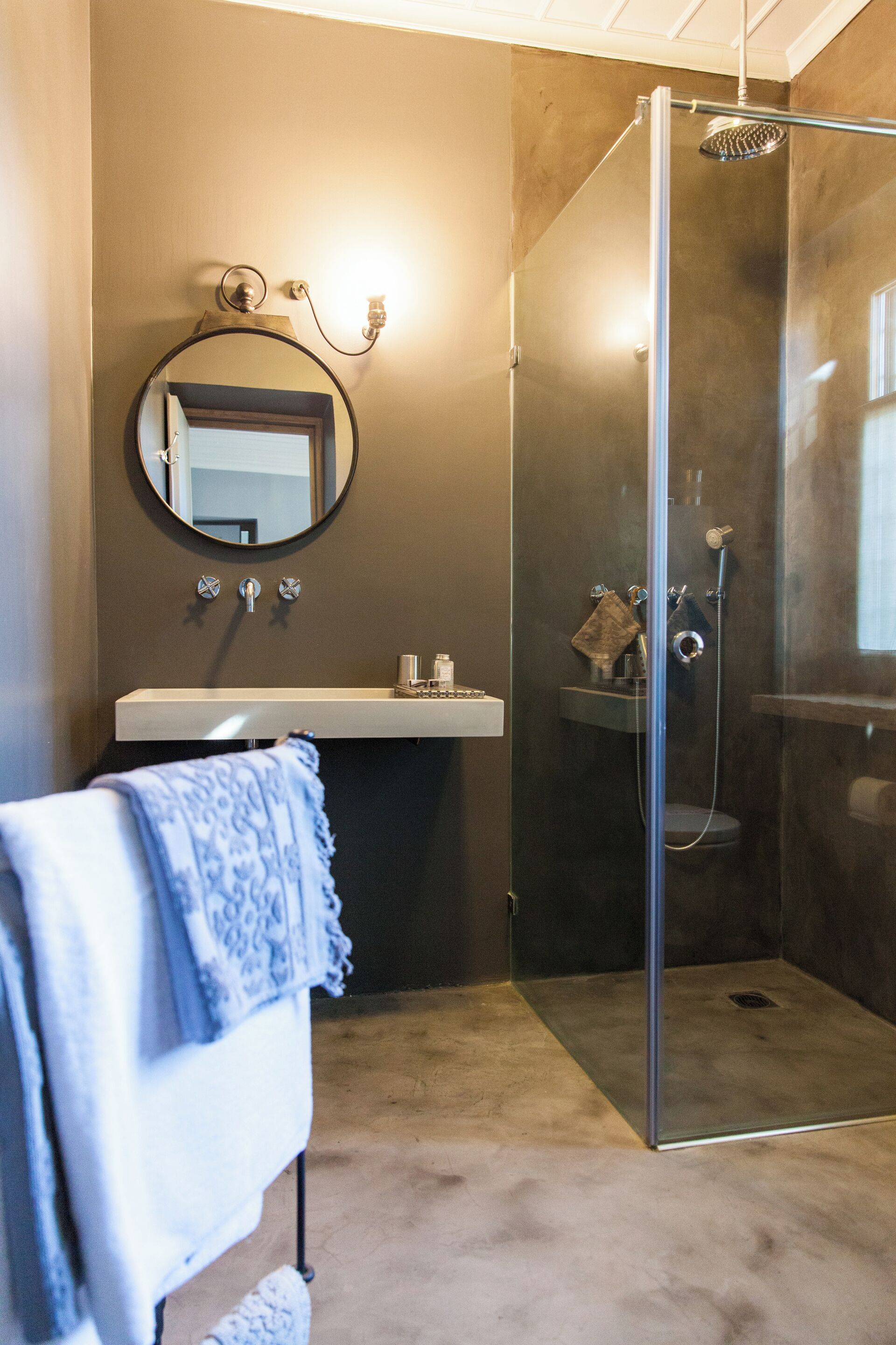 行政套房 | 浴室 | 淋浴设施、大花洒淋浴喷头、免费洗浴用品、吹风机