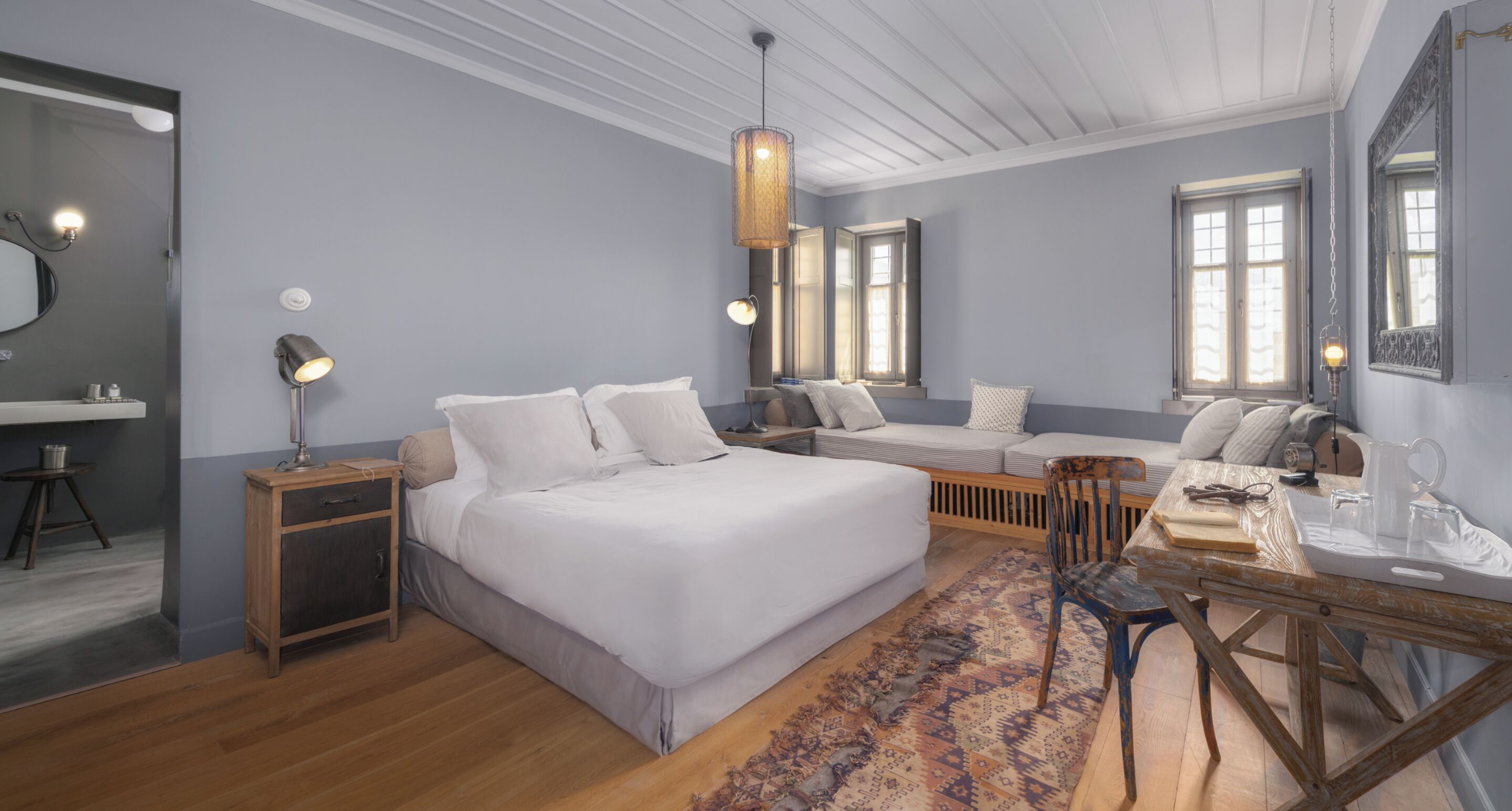 Signature Villa | Egyptian cotton sheets, premium bedding, down duvets, memory-foam beds