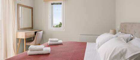 Apartment, Smoking | 10 bedrooms