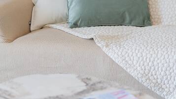 Apartemen | 3 kamar tidur dan meja kerja