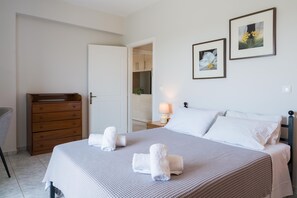 Apartment | 3 bedrooms, desk - Captain's Apartments in Olive Grove (Kefalonia)