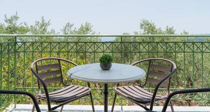 Captain's Apartments in Olive Grove