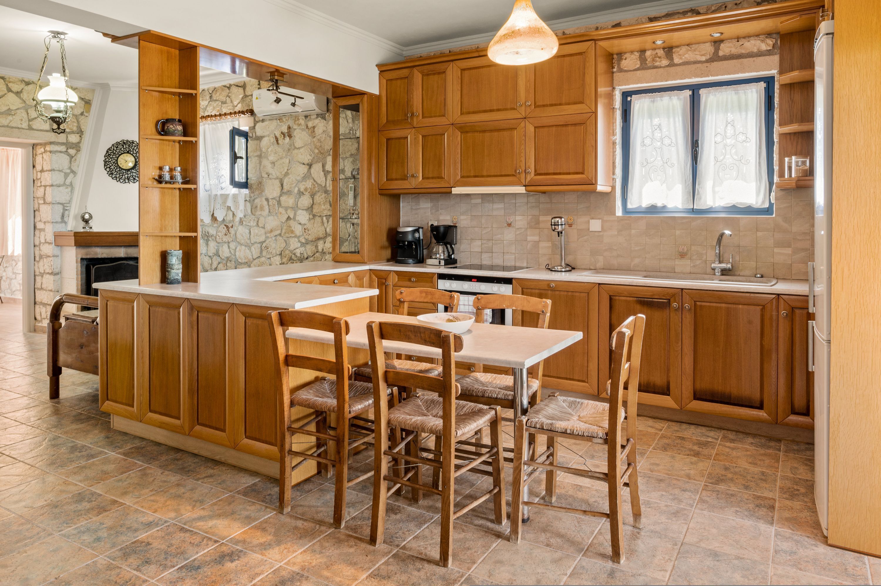 Rumah | 5 kamar tidur dan meja kerja